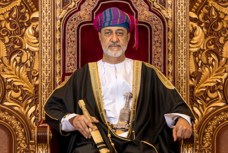 ALECSO awards Sultan of Oman the Arab Cultural Excellence medal